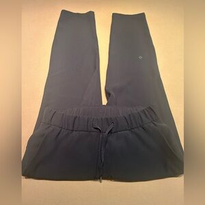 Lululemon women’s Black Lounge Pants